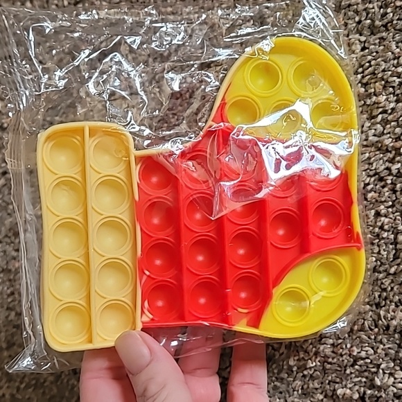 NEW, Christmas pop-it bundle - Picture 2 of 4